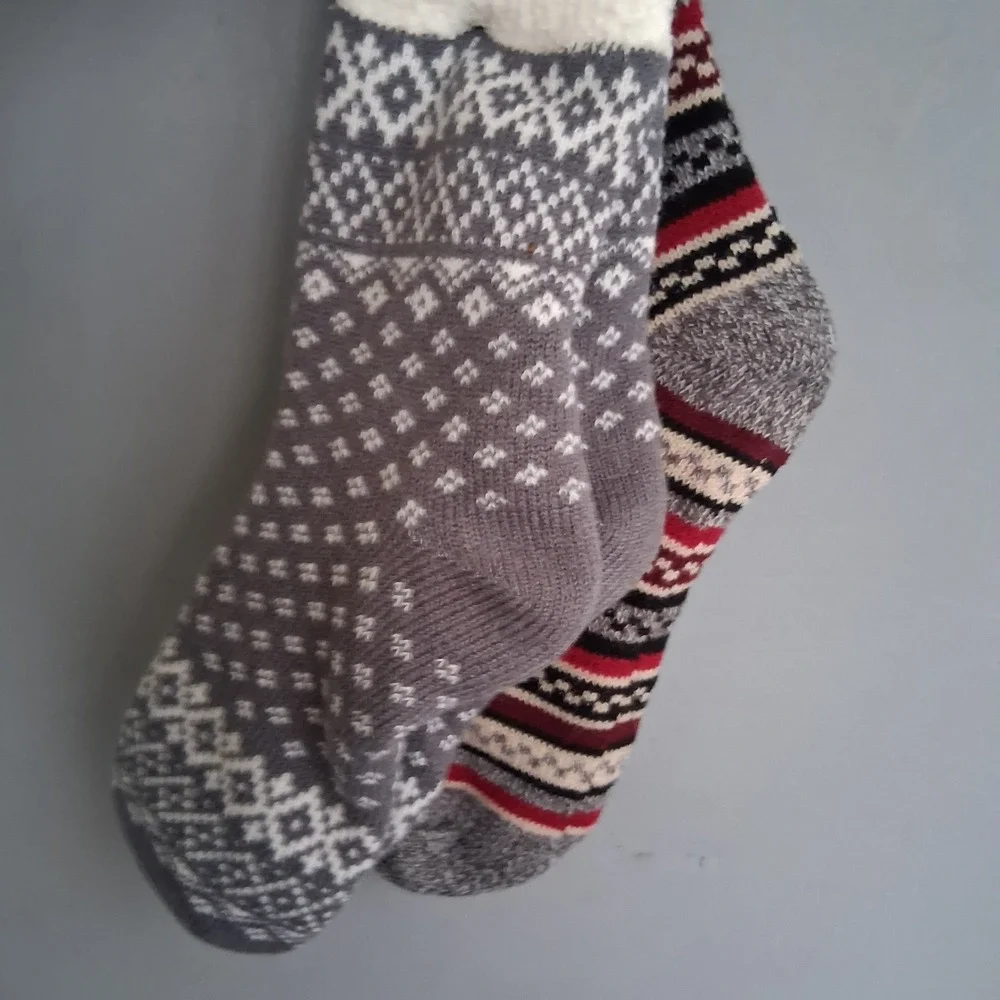 MUK LUKS Womens Cozy Lined Lounge Socks 2 Pair Pack Red Grey Fair Isle OSFM